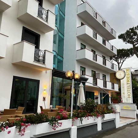 Hotel Trieste Riccione Dış mekan fotoğraf