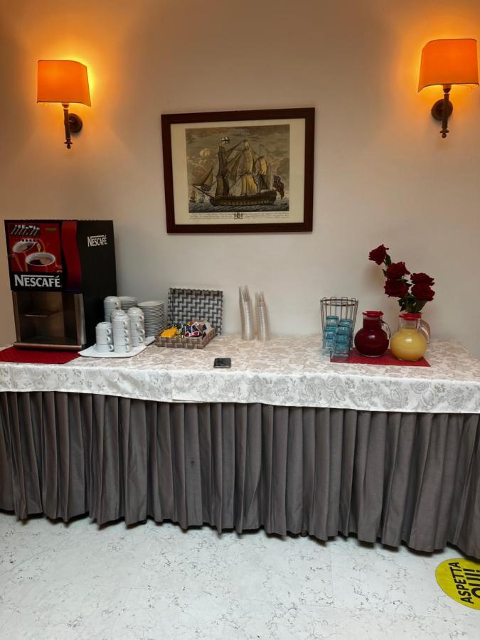 Hotel Trieste Riccione Dış mekan fotoğraf