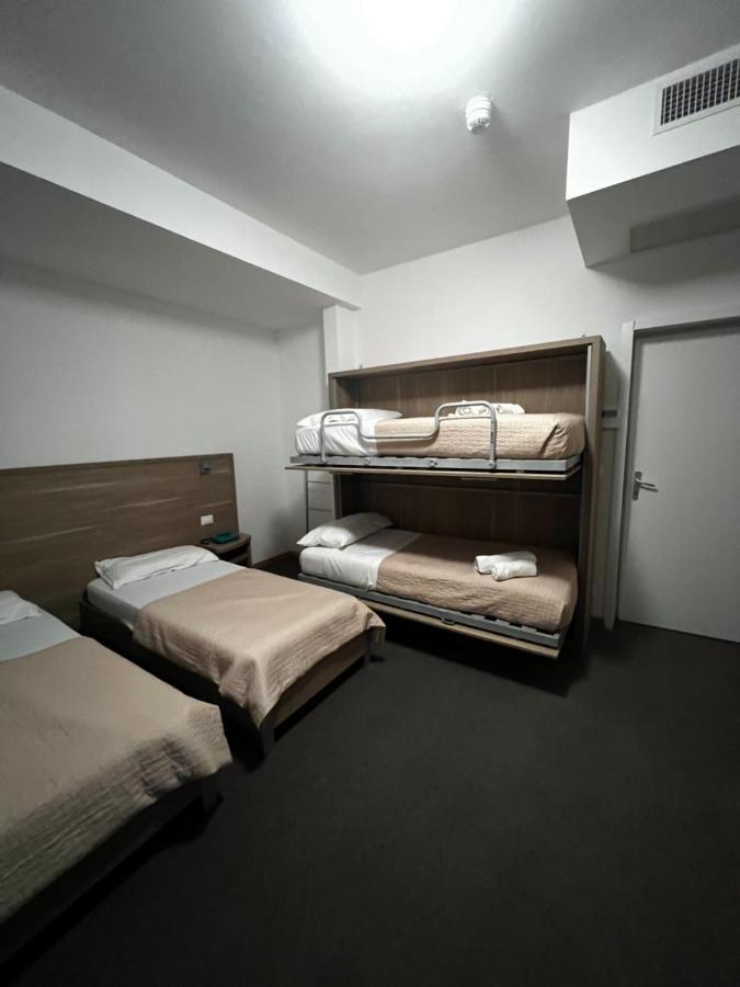 Hotel Trieste Riccione Dış mekan fotoğraf