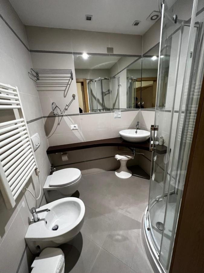 Hotel Trieste Riccione Dış mekan fotoğraf