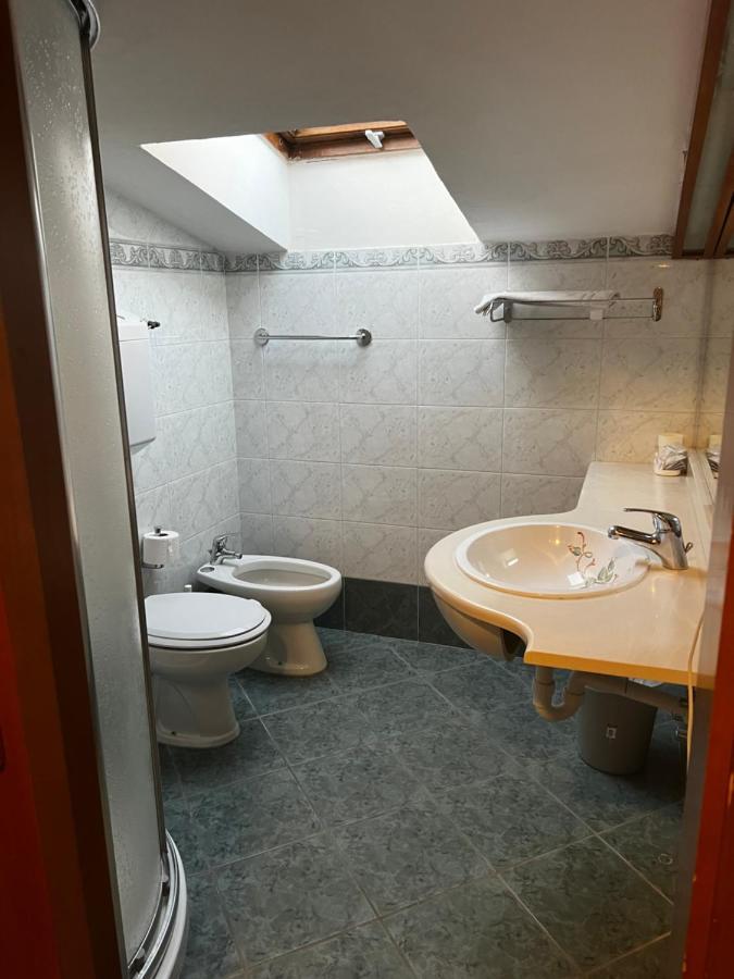 Hotel Trieste Riccione Dış mekan fotoğraf