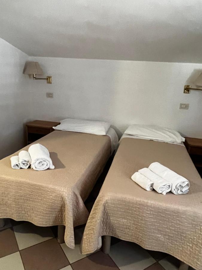 Hotel Trieste Riccione Dış mekan fotoğraf