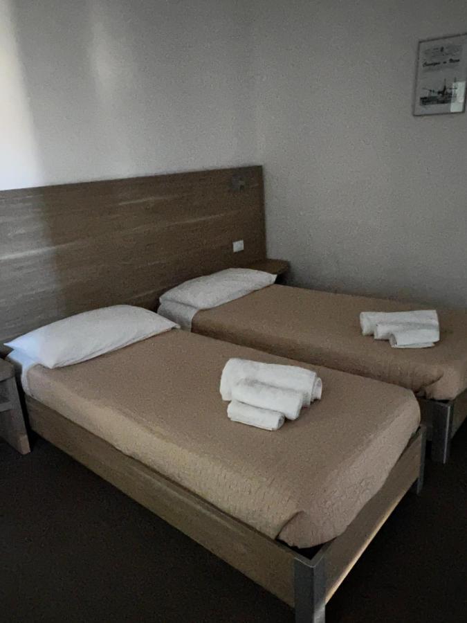 Hotel Trieste Riccione Dış mekan fotoğraf